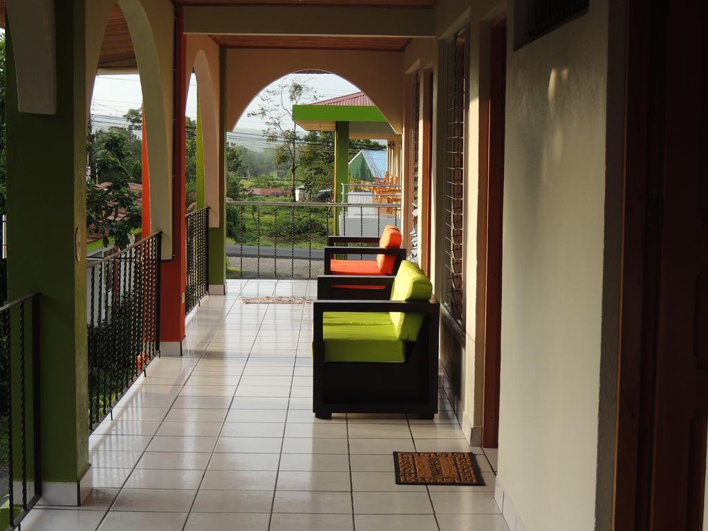 Hotel Las Flores Fortuna La Fortuna Exterior photo